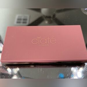 ✨ Ciaté London The Velvet Eyeshadow Palette – Warm Neutrals & Shimmers ✨
